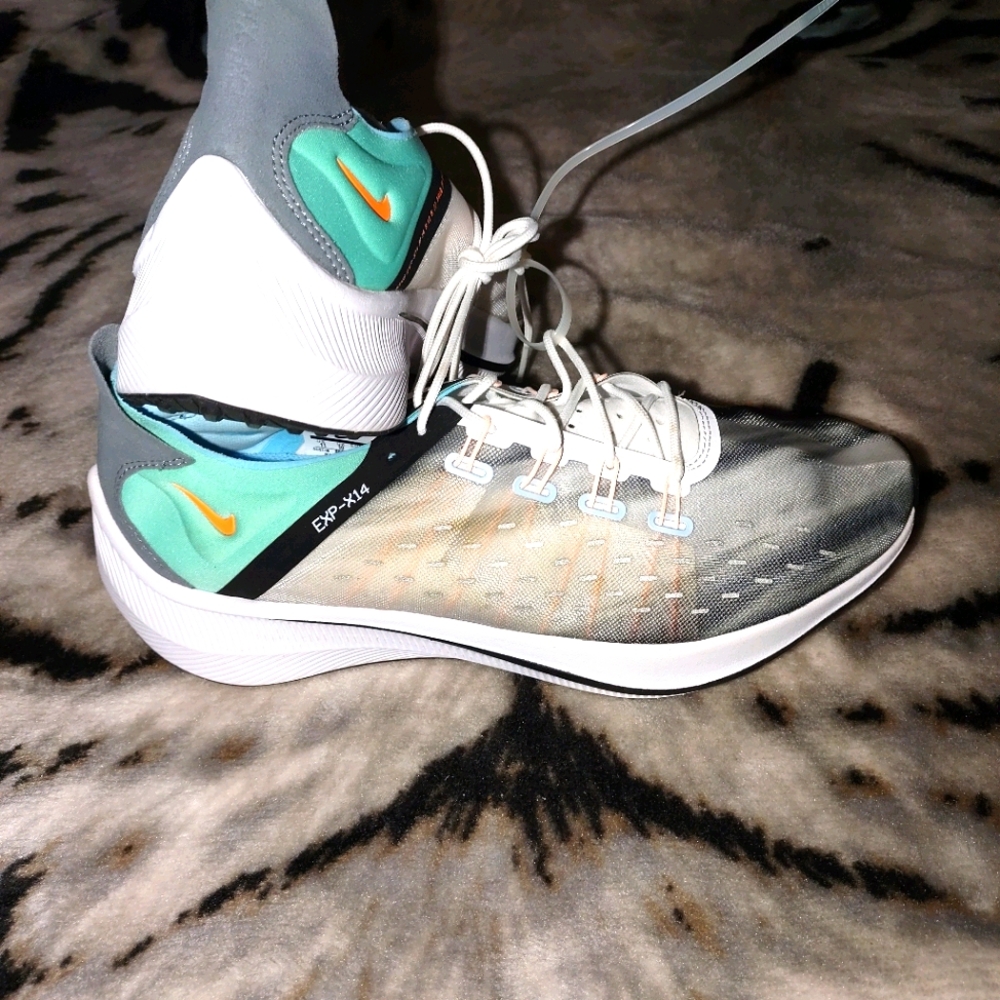 * Nike EXP -X14 QS MEN SHOES